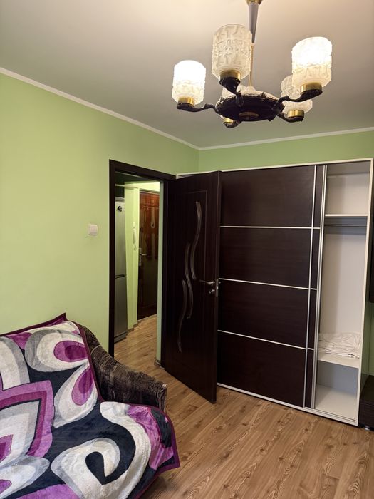 Închiriez apartament 2 camere