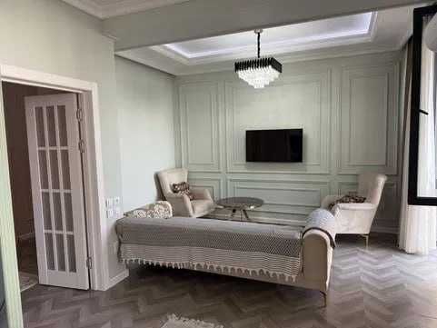 Solaris Grand Capital — 3 комн., 80 м², кирпич, срочная продажа`