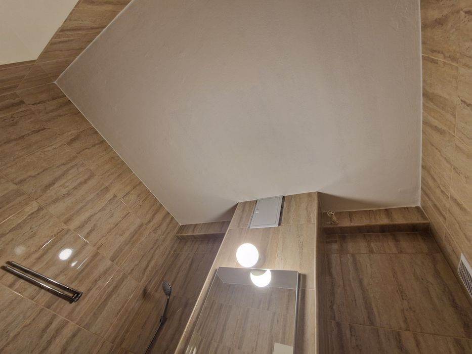 Reglaj termopane, reparații casnice,întreținere grădină si curte,zugravit,renovat mese din lemn,dat  cu silicon si acril