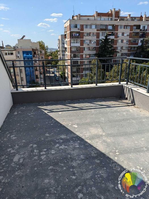 Продава се Двустаен апартамент в Бургас, Възраждане - 84 кв.м за 916 €/кв.м - Снимка #8