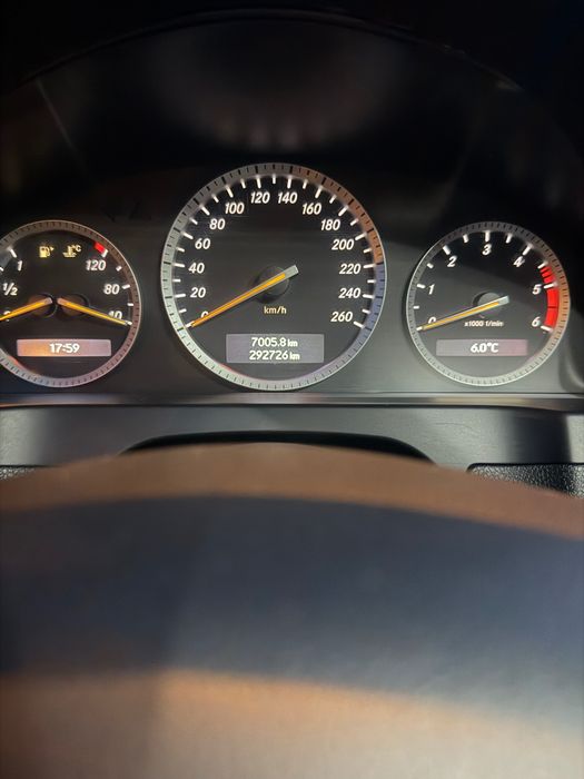 Mercedes Benz C220