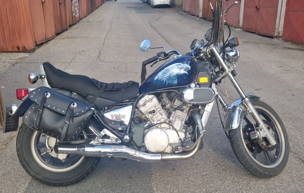 Vând Kawasaki Vulcan VN750