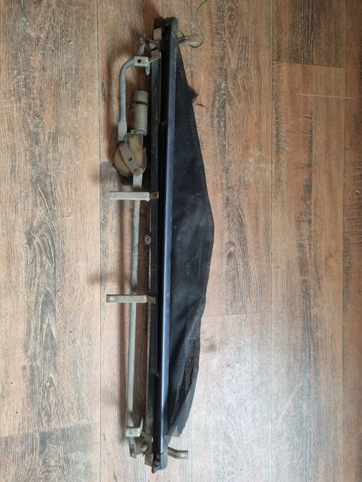 Шторка на Мерседес w210