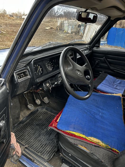 Продам Ваз 2107 год выпуска 2002