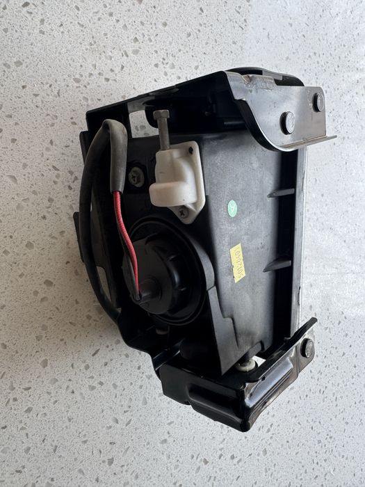 Nissan Cefiro / Maxima противотуманная фара