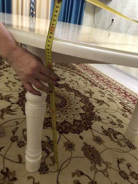 Стол сатылады.Жақсы жағыдайда сақталған.