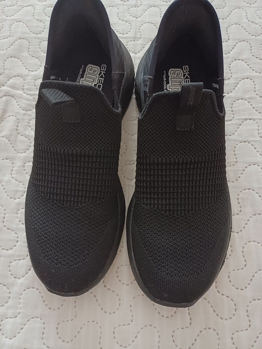 Adidași skechers