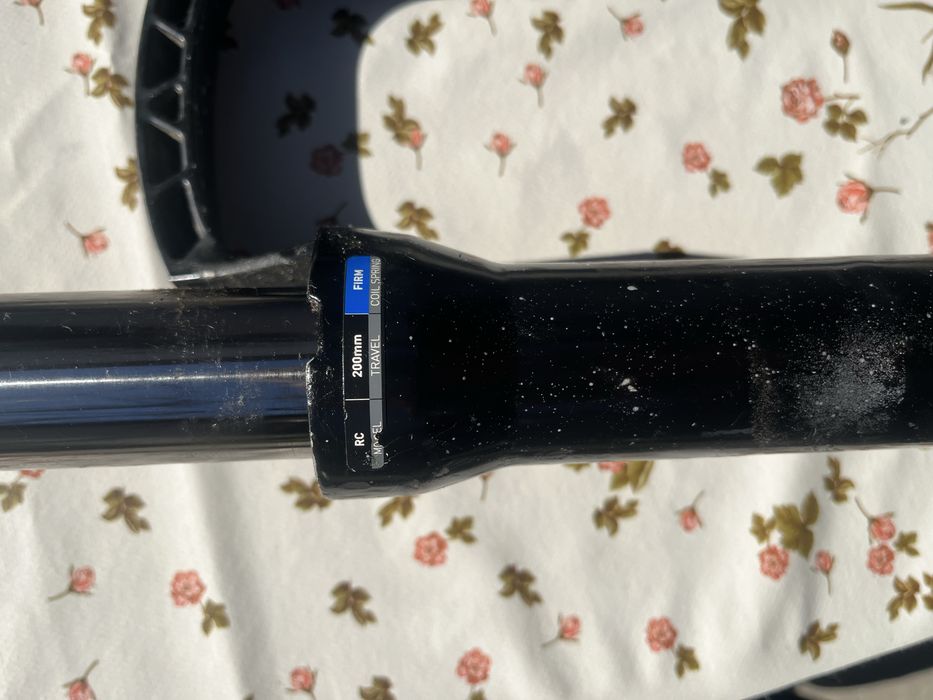 Furca 200mm rockshock