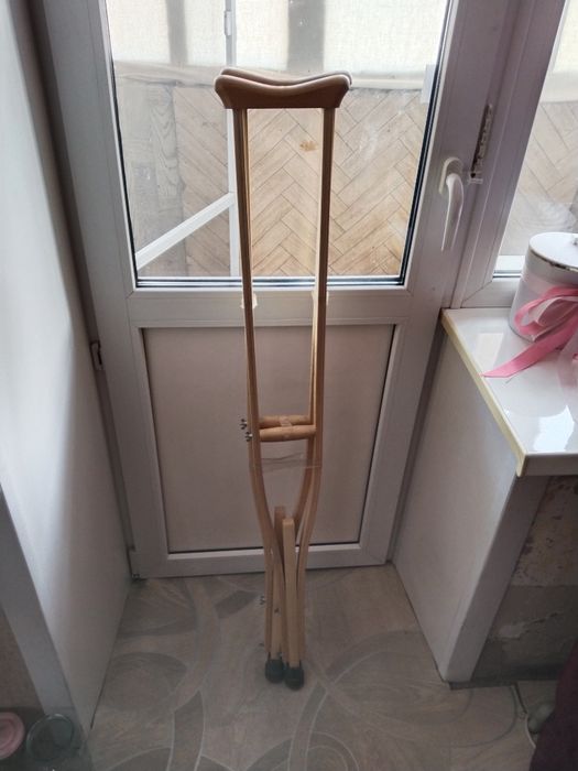 Продам костыли для взрослых
