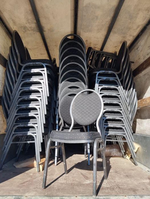 Банкетни/ Кетъринг столове