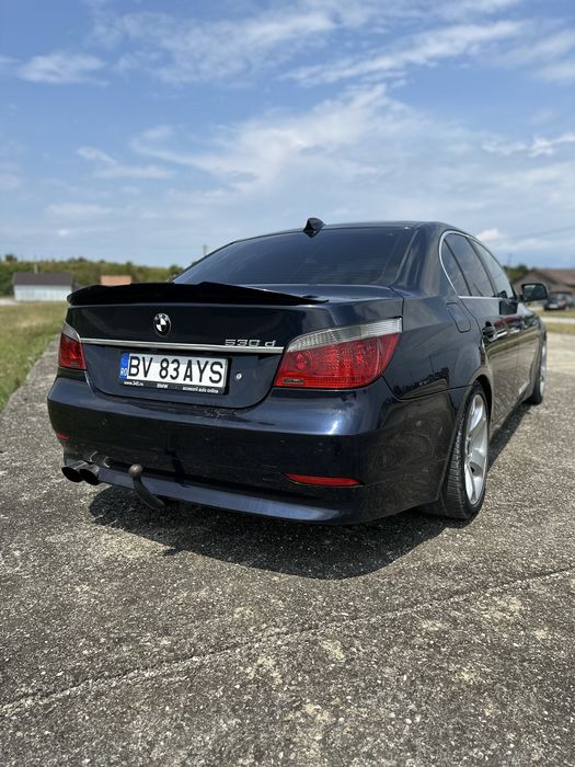 Vând Bmw e60 525d