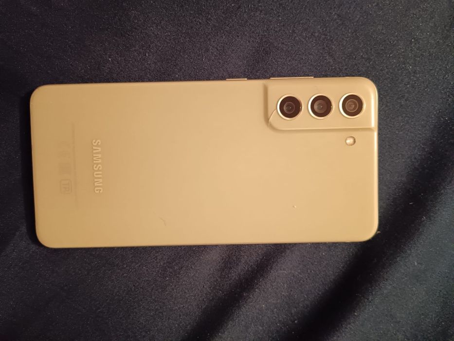 Продам s21 fe либо обмен