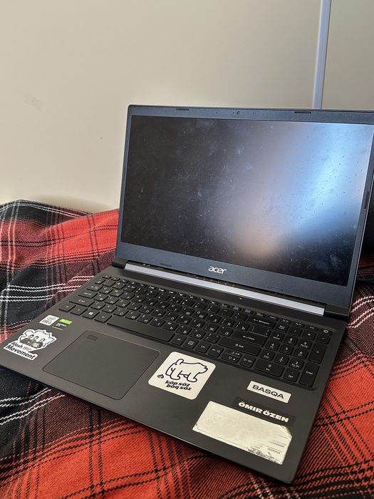 Ноут Acer aspire 7