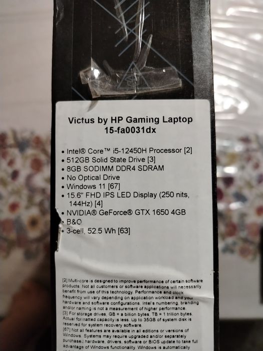 NOTEBOOK Hp victus sotiladi