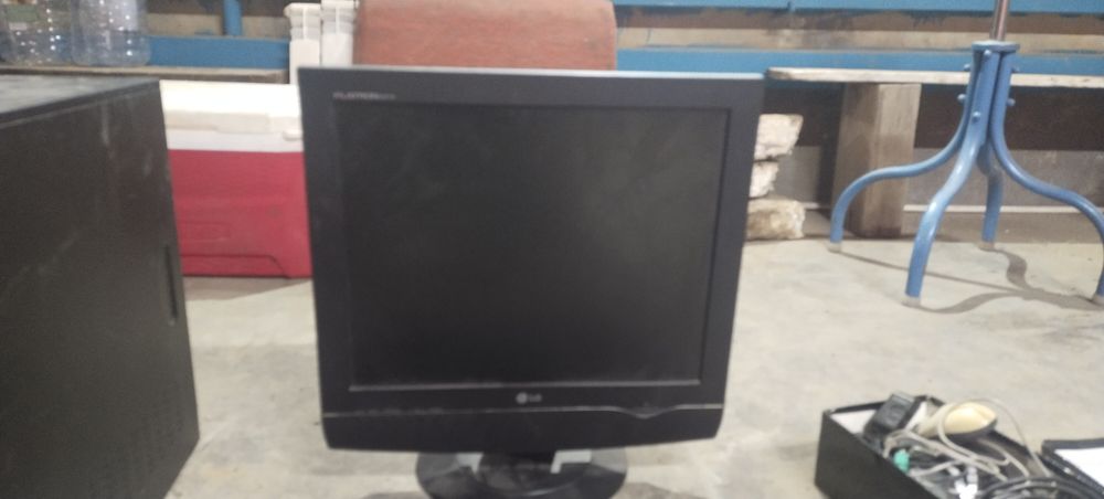 Продам компьютер старый