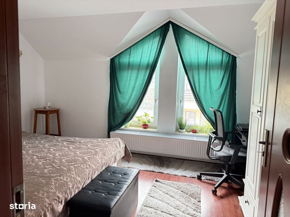 Casa tip duplex de vânzare