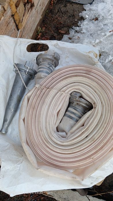 Пожарный рукав..