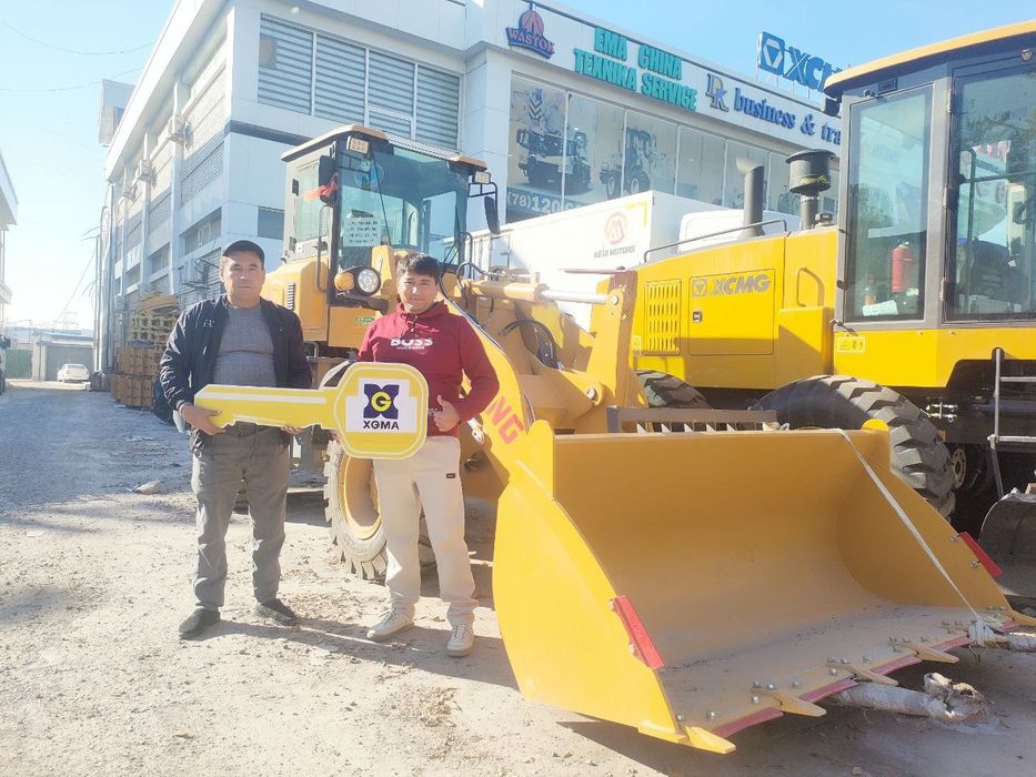 Погрузчик 1,5куб вес 6 тонна