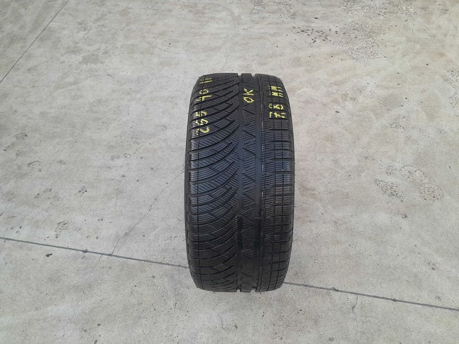 O anvelopa iarna 255 40 18 michelin pilot alpin PA4 profil 7,8 mm