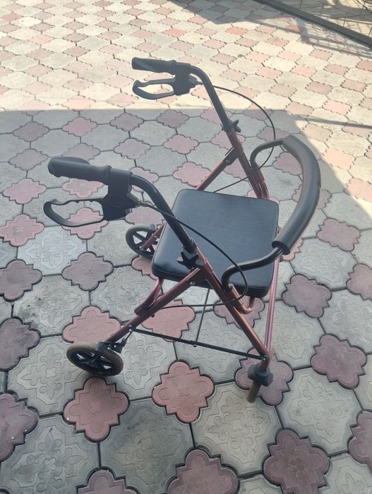 Каталка послеоперационная