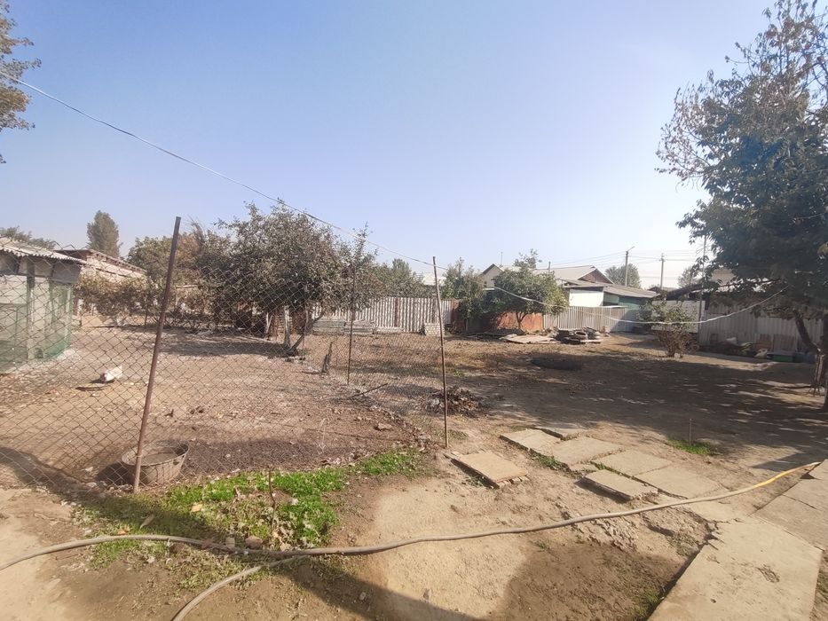 Yer sotiladi . Продается земельный участок