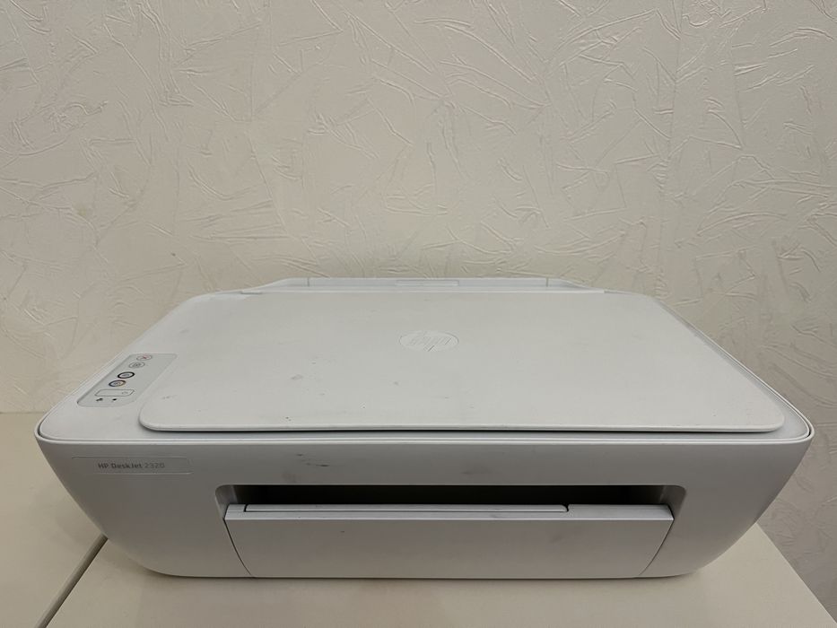 Принтер HP DeskJet 2320