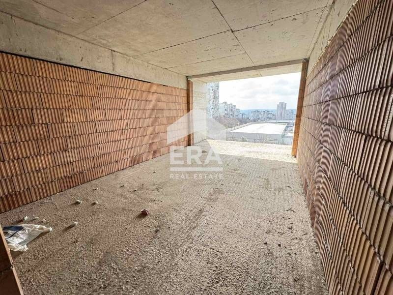 Без комисиона от КУПУВАЧА!  Ексклузивно! Тристаен апартамент за продаж