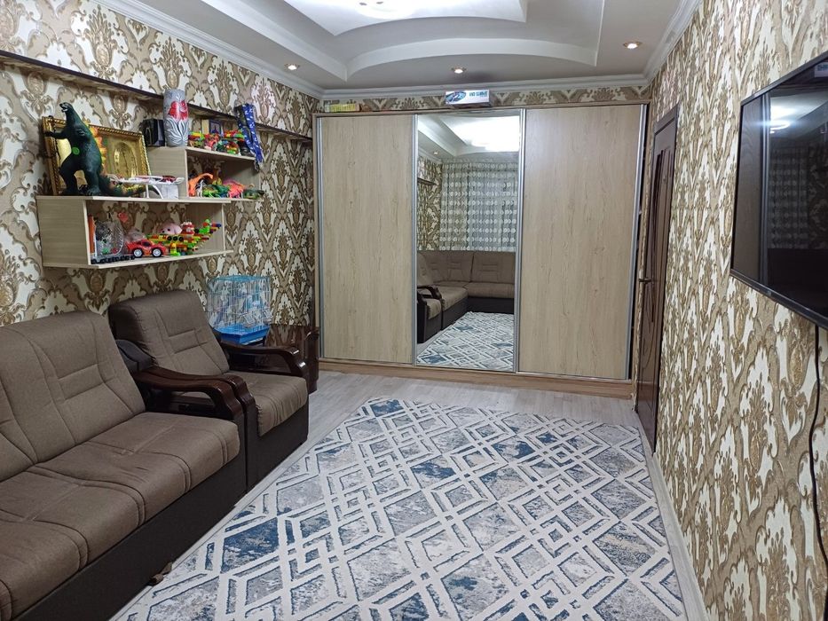 Продаётся квартира (своя)