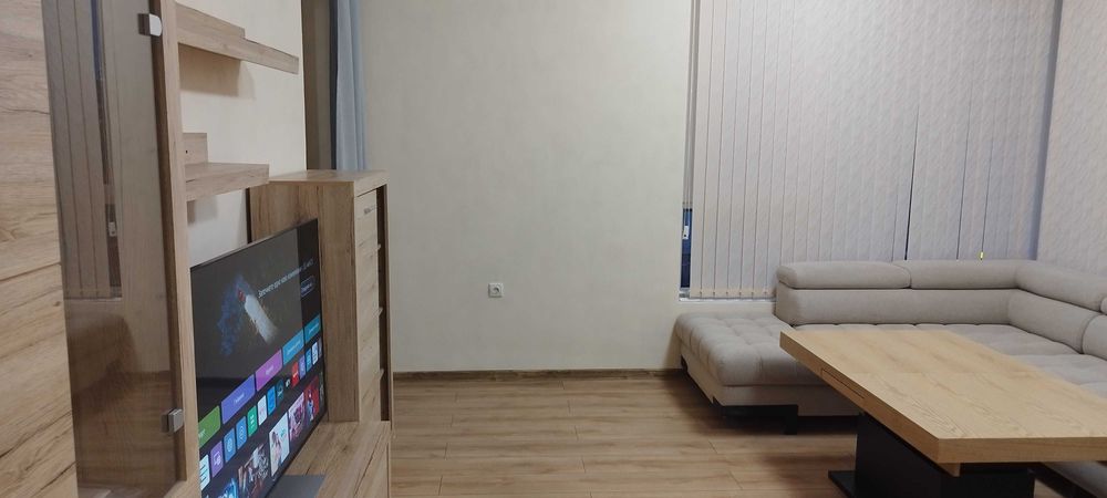 Дава се под наем Тристаен апартамент в Бургас, Изгрев - 73 кв.м за 628.32 € - Снимка #2
