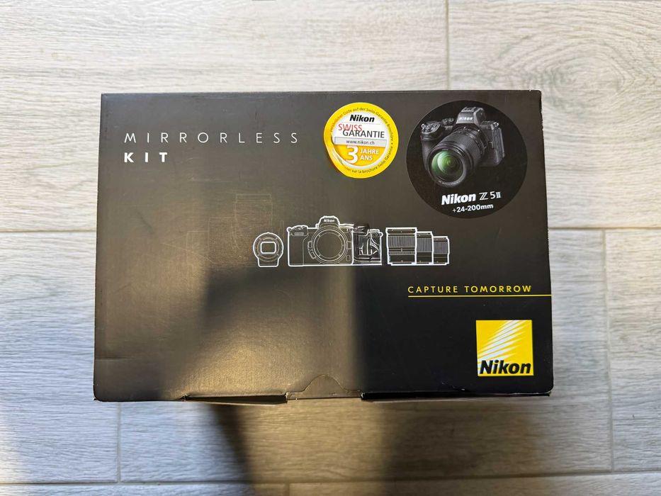 Pachet : Nikon - Z5 II + Nikkor Z 24-200mm, f/4-6.3 VR - sigilat