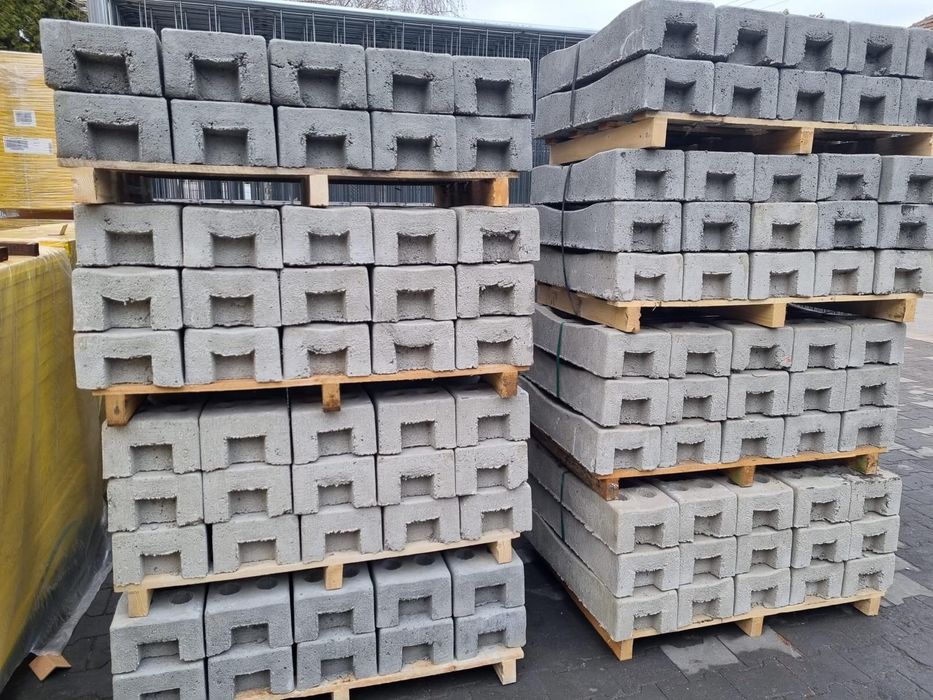 Gard mobil provizoriu imprejmuire santier