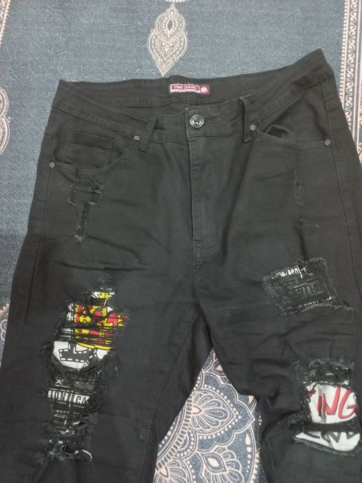 Мъжки Модерни Дънки!