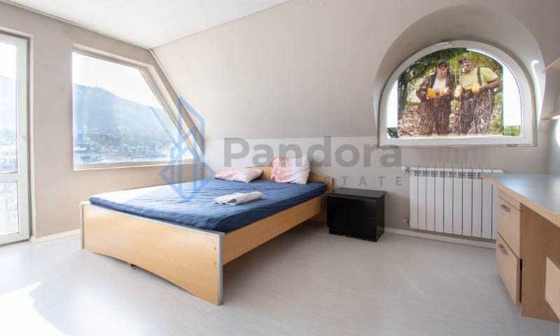 Тристаен апартамент тип мезонет под наем в кв. Бъкстон