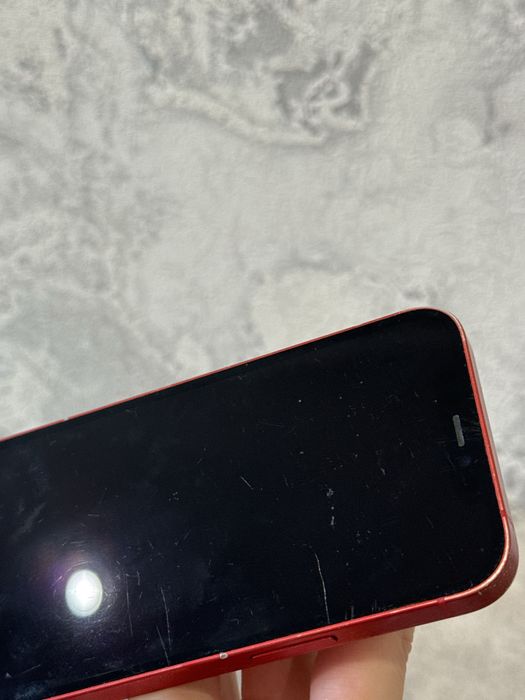 Продам айфон 12 64гб