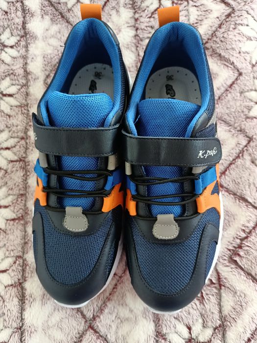 Продам обувь детская