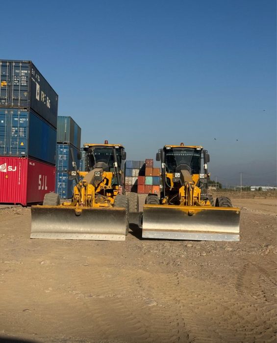 Погрузчик 2-3 куб,Грейдер,Экскаваторы