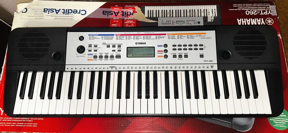 Синтезатор  Yamaha YPT-260