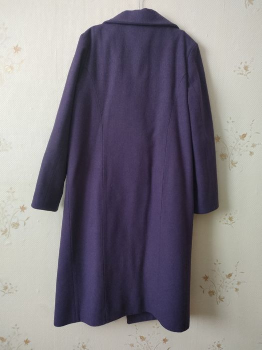 Продам демисезонное пальто