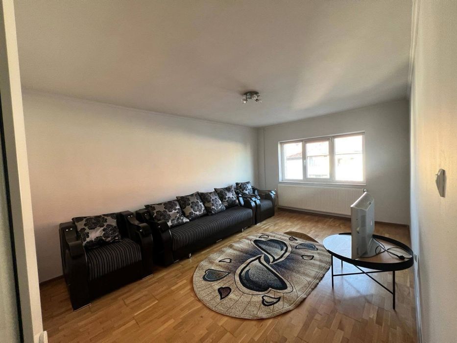 Apartament cu 4 camere