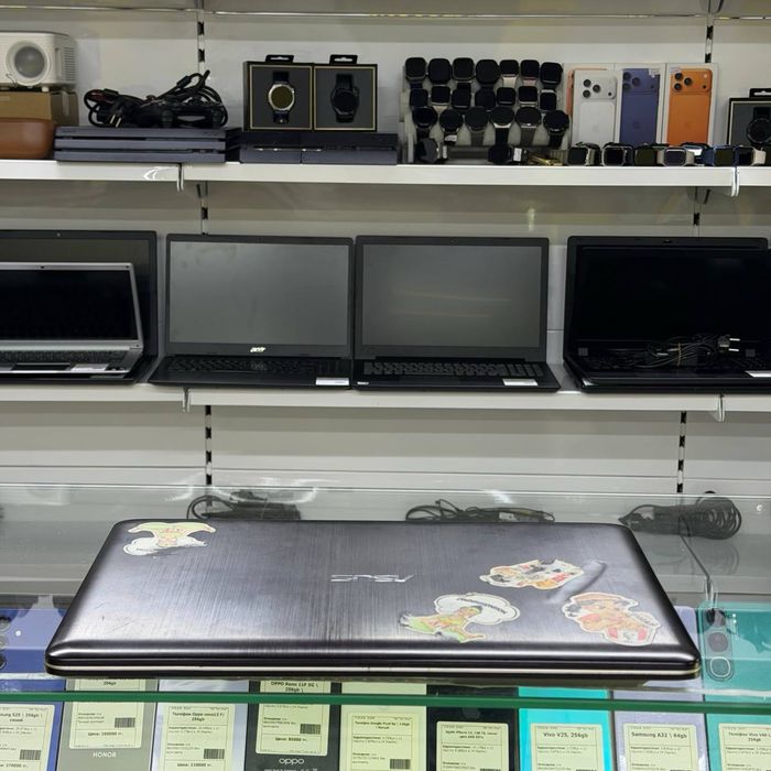 Ноутбук Asus / Celeron / ozu 2gb