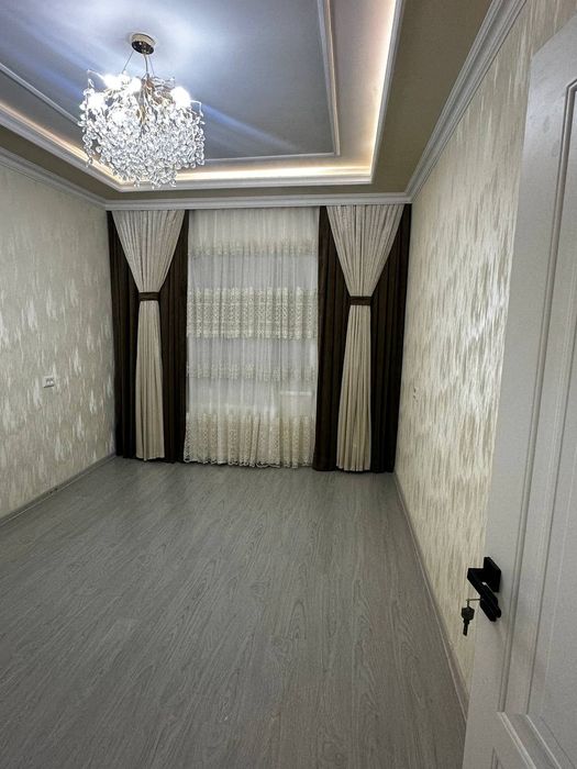 Продается 2х комнатная 65 м2 3этаж 6мир.р. ор.р Лавита