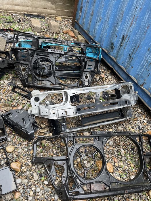 телевизор разных машины