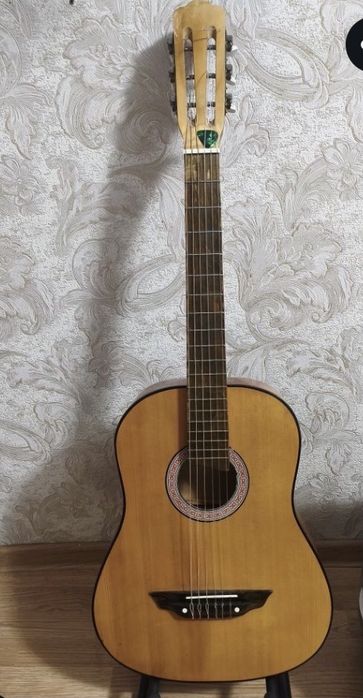 Гитара классический хорошим состояний