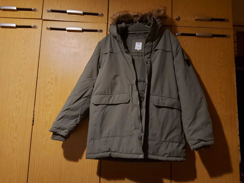 Универсално, зелено, зимно яке.