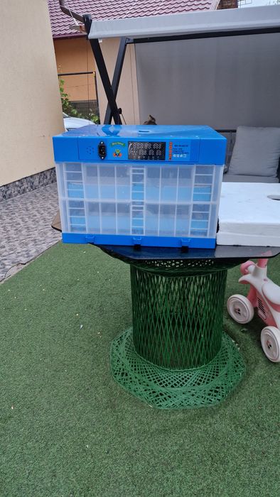 Incubator  128 oua