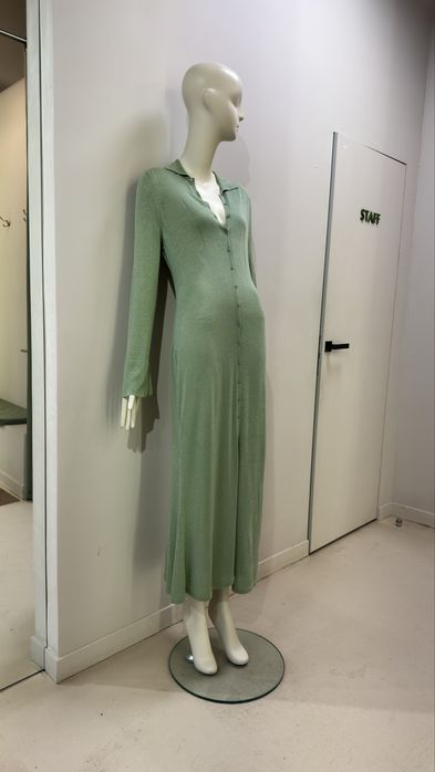 Манекены для магазина одежды