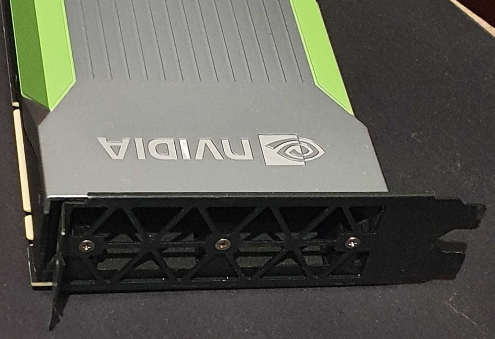 24GB VRAM сървърна видео карта RTX 6000 Passive 24G (Tesla вариант)