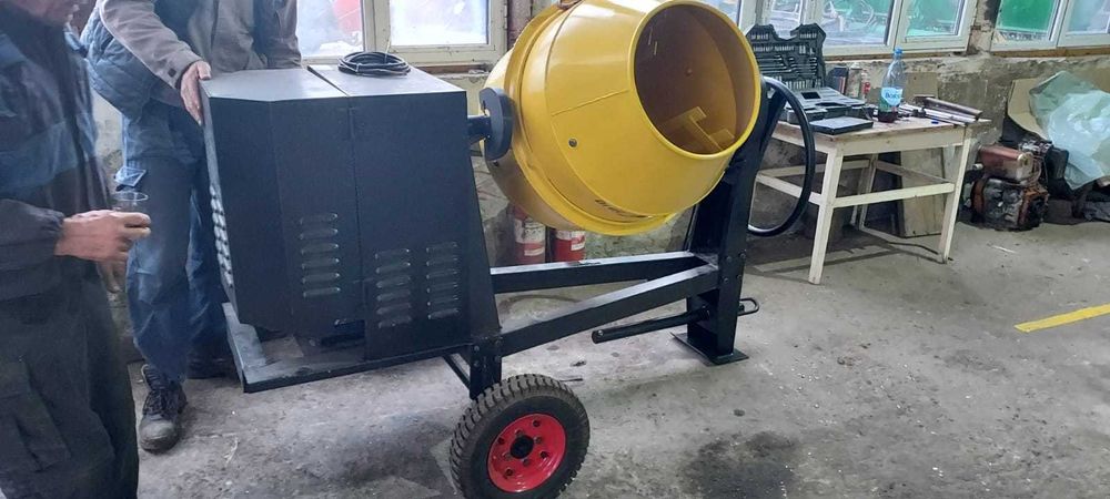Betoniera 300 l , generator de curent 220 si trifazic de inchiriat