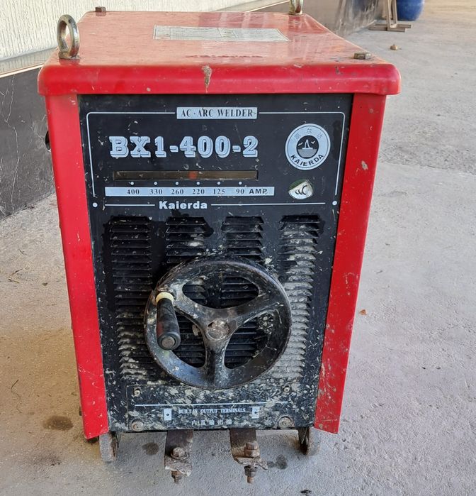 380 га ишлайди хотати зўр янгидай.