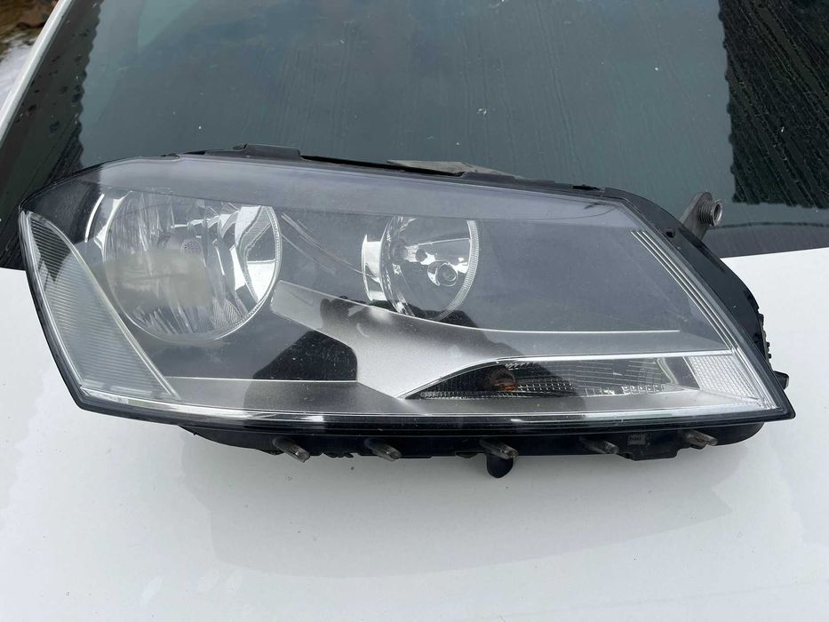 Far dreapta halogen Volkswagen Passat B7 2.0 CFGC 177 CP 2013